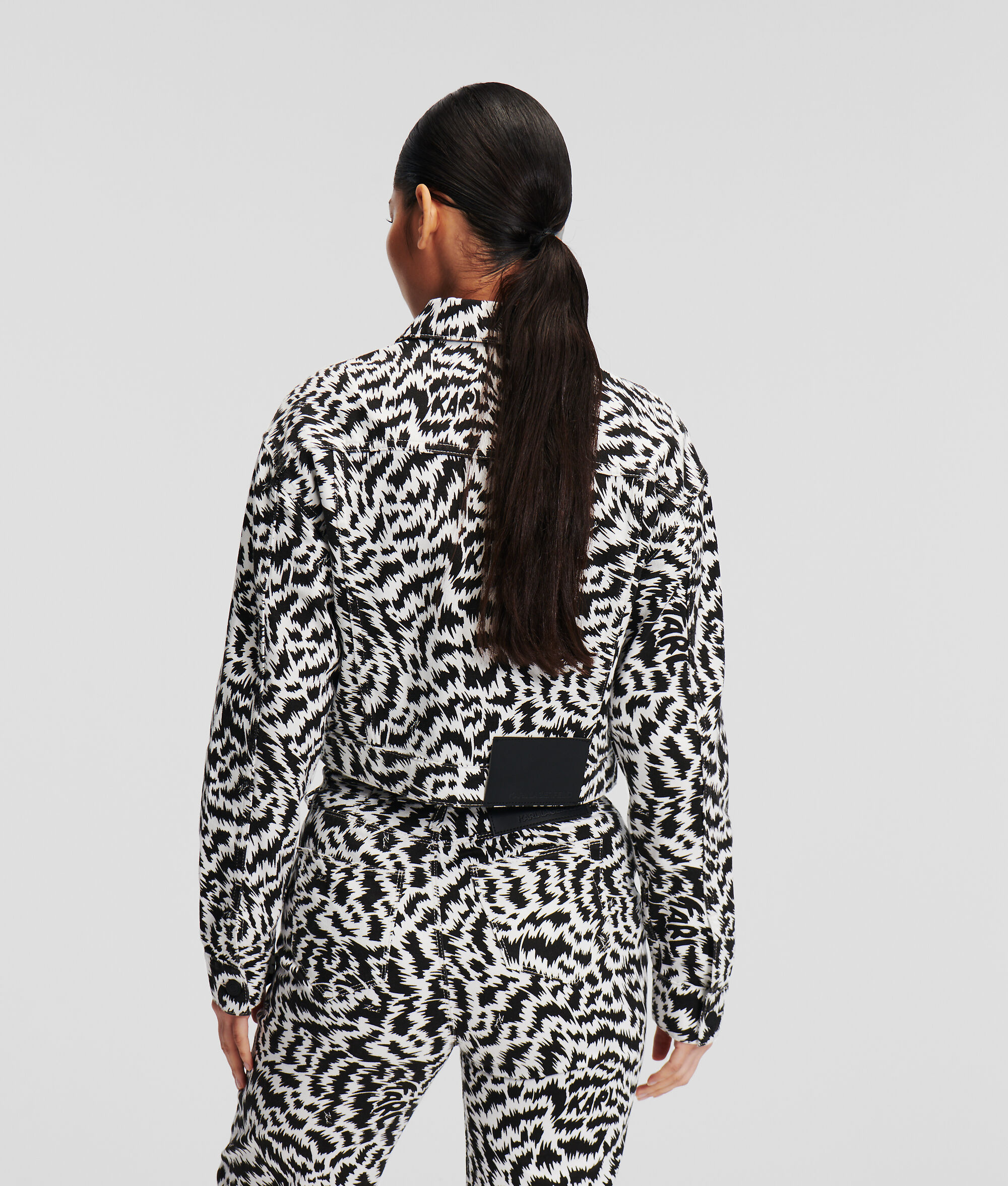 (image for) Unbeatable Zebra-Print Denim Jacket